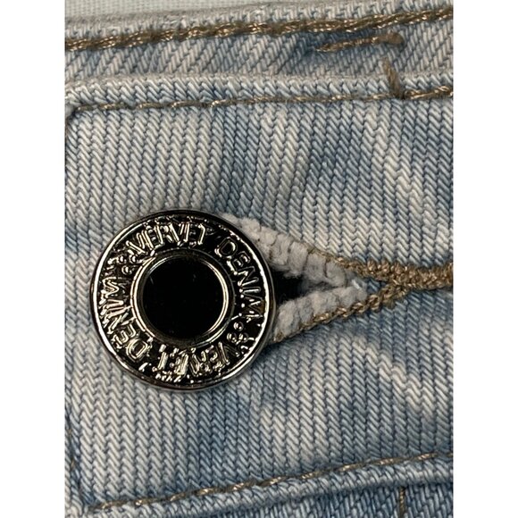 Vervet junior’s Light Wash Distressed Denim Shorts With Frayed Hem - Picture 4 of 15